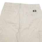 DICKIES Mens Shorts Beige Cargo XL W34 Practical Cotton Blend Workwear