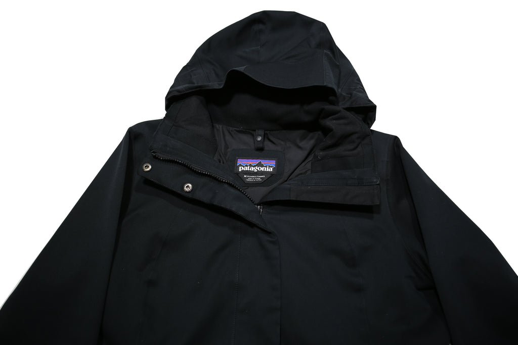 PATAGONIA Womens Black Outdoor Jacket M Polyester Zip Hooded Plain
