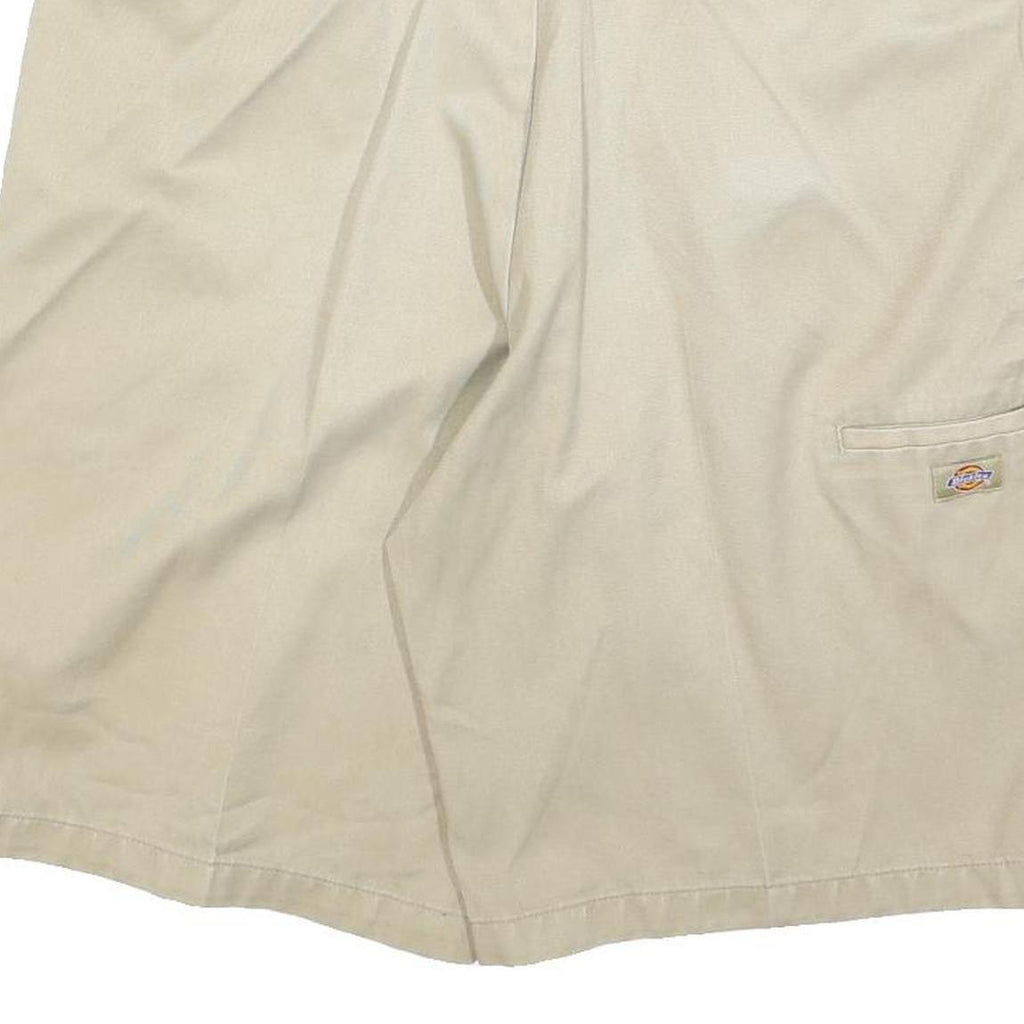 DICKIES Mens Shorts Beige XL W38 Cotton Blend Casual Plain Workwear