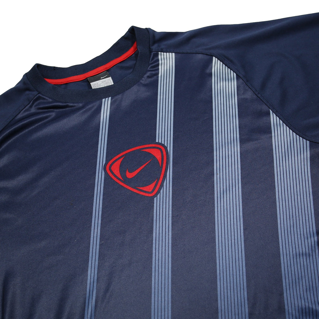 NIKE Total 90 00s Mens Blue Graphic T-Shirt M Short Sleeve Crew Neck Sports