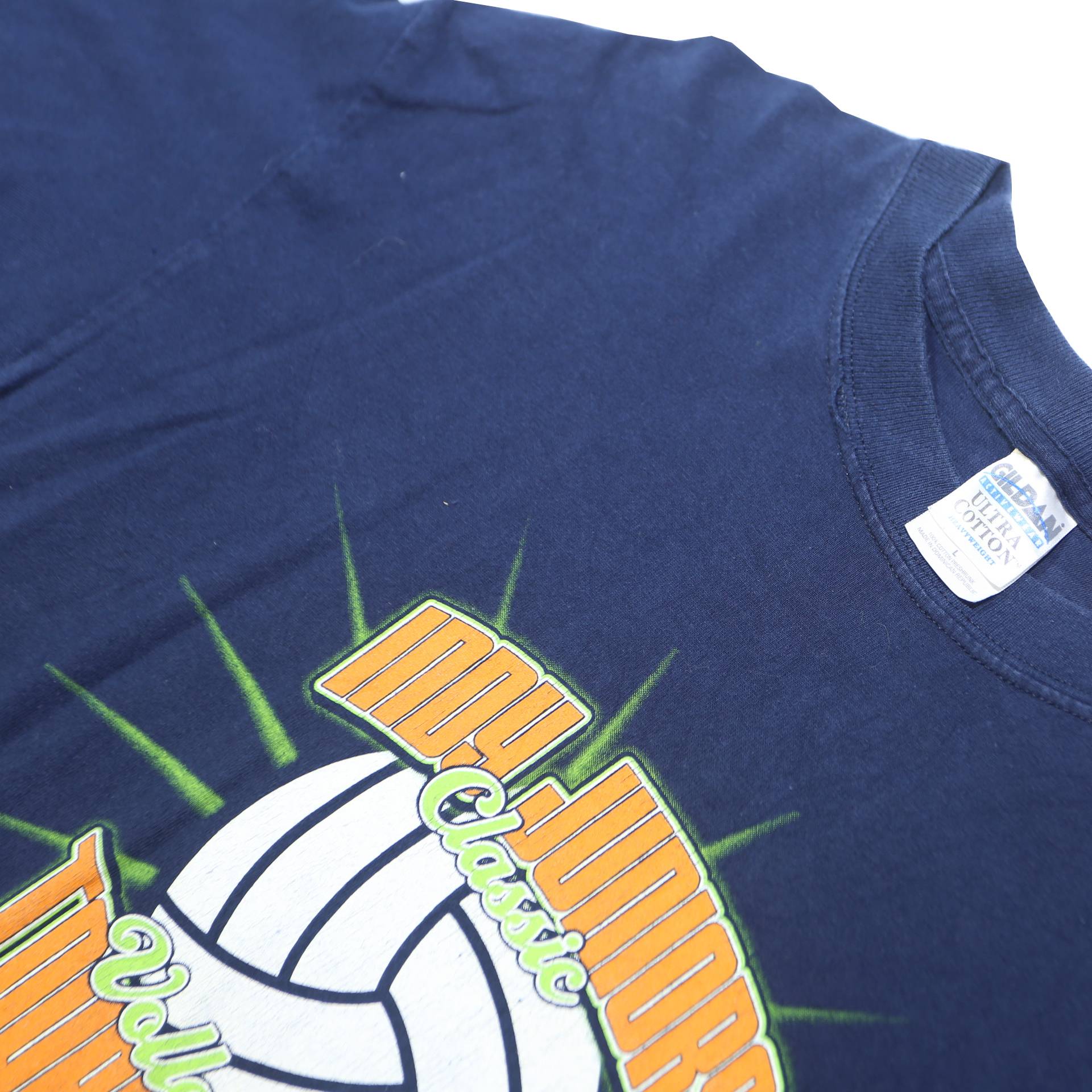 GILDAN Mens Navy Blue Indy Juniors Volleyball Tournament Graphic Long Sleeve