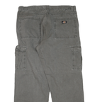 WRANGLER Mens Regular Grey Cotton Blend Cargo Jeans W38 L32 Zip Pockets