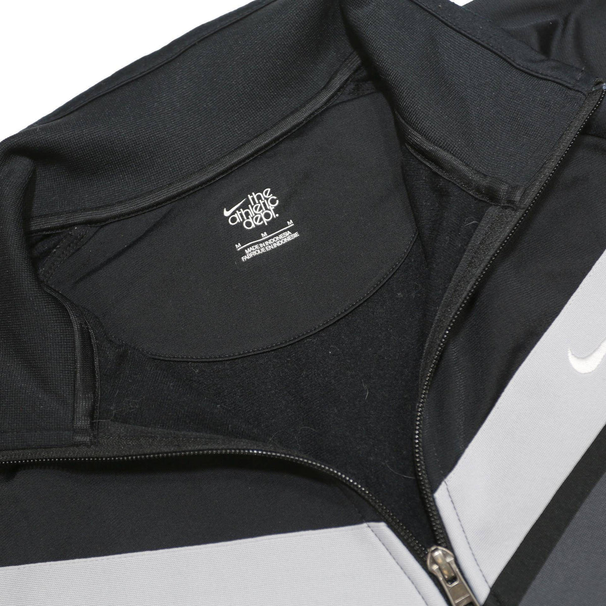NIKE Mens Black & Grey Track Jacket M Polyester Zip Sports Casual