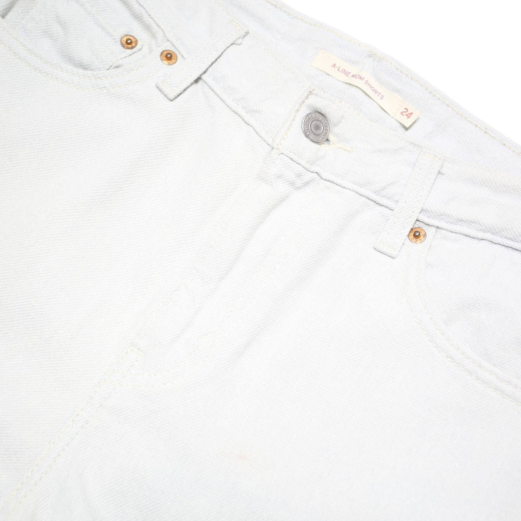LEVI'S Womens Shorts White XS W25 Classic Cotton Blend Casual Cuffed