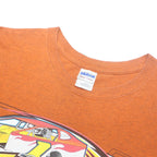 GILDAN Mens Orange Dirtcar Roundup Graphic T-Shirt L Short Sleeve Crew Neck