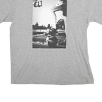NIKE Mens Grey Graphic T-Shirt XL Short Sleeve Crew Neck Casual Cotton