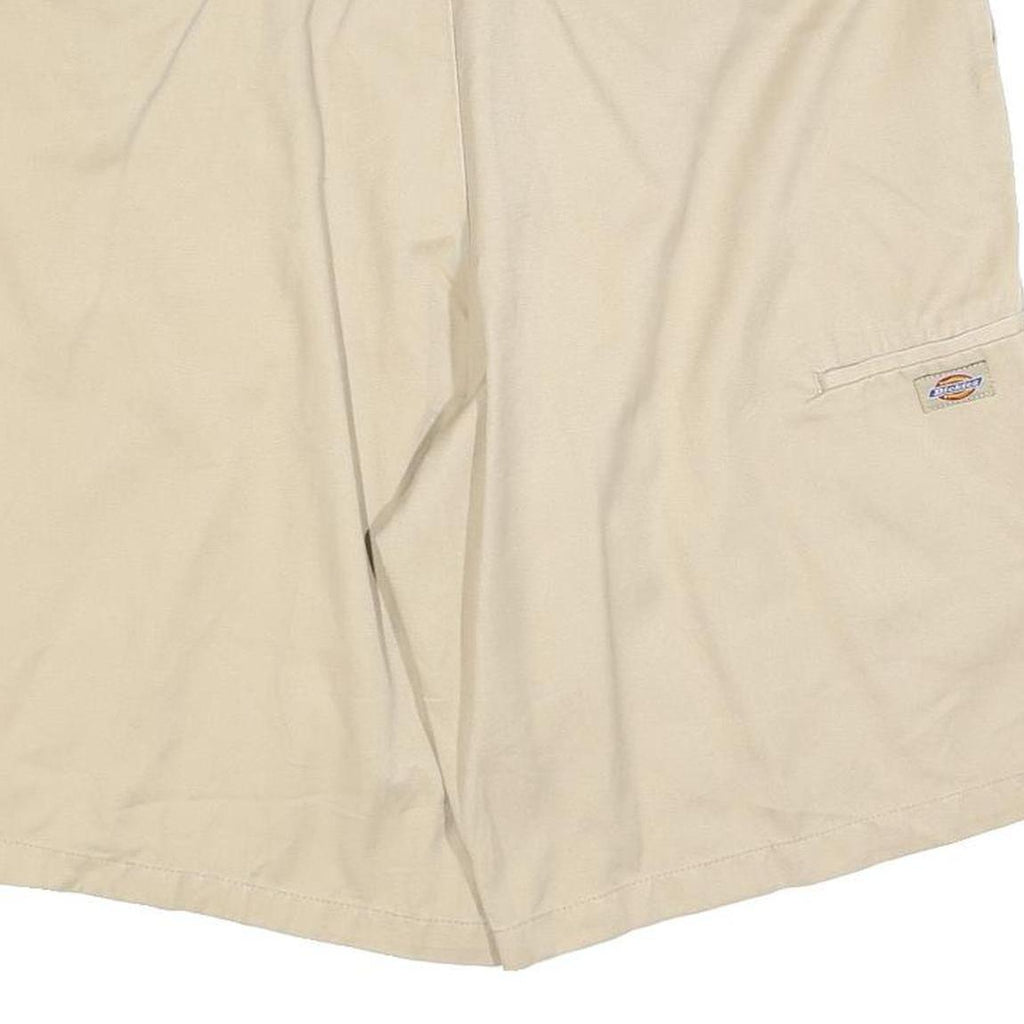 DICKIES Mens Shorts Beige Casual XL W38 Cotton Blend Durable Workwear