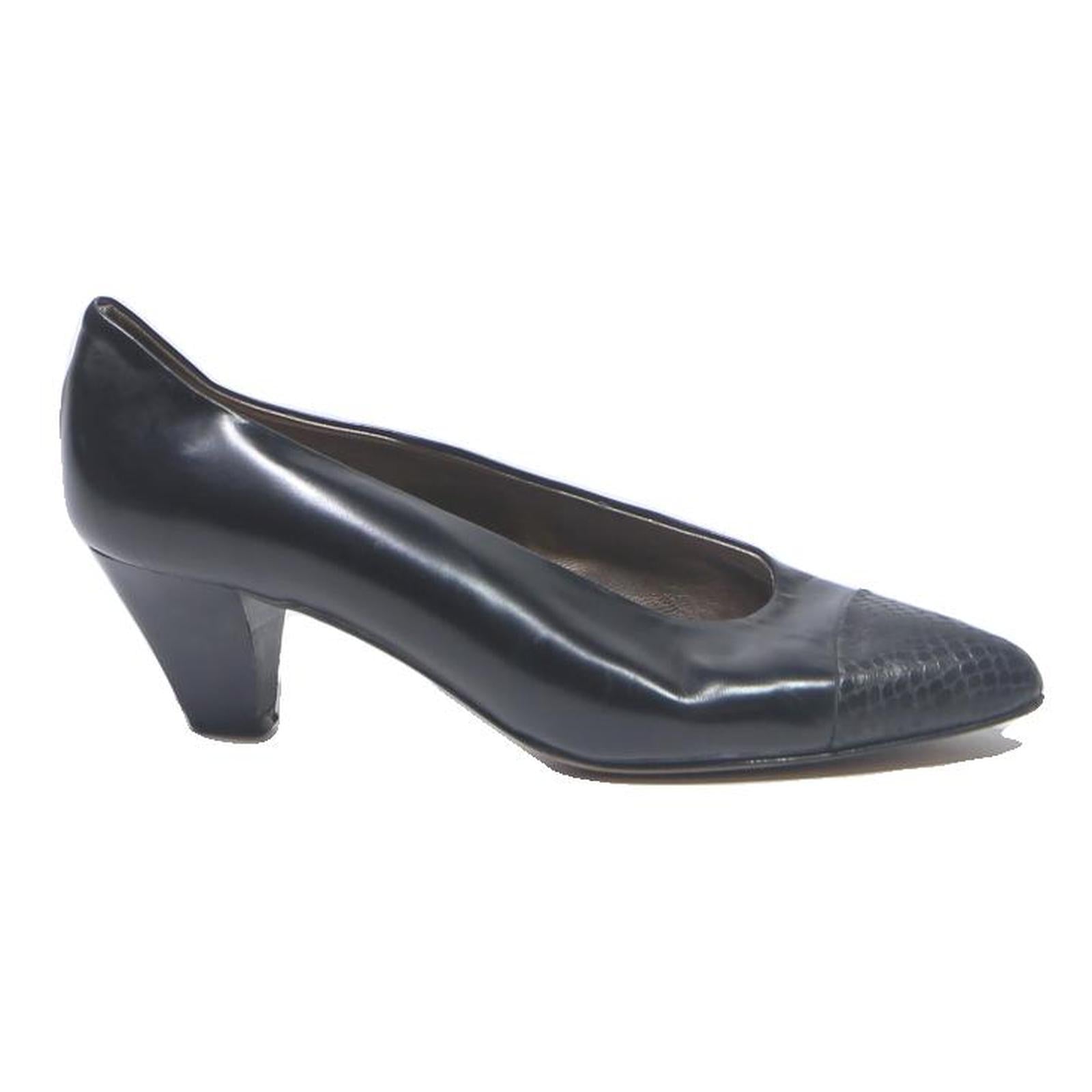 BALLY Womens Black Leather Court Shoes UK 4.5 Elegant Comfortable Classic