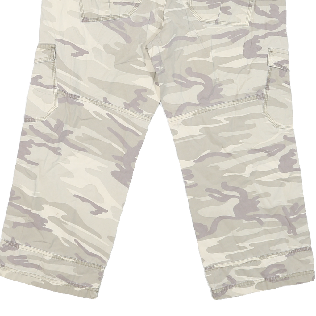 ESPRIT Mens Shorts Beige & Grey Camouflage Cargo L W36 Comfortable Fit