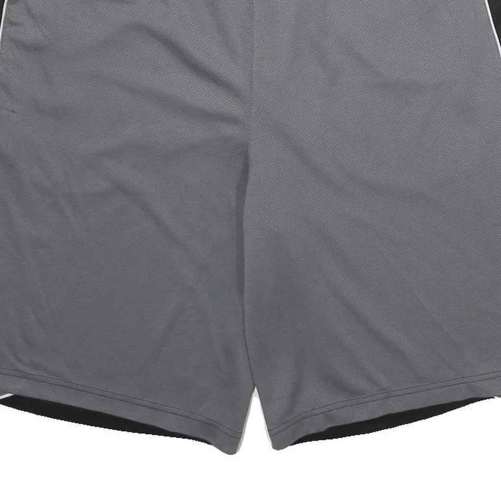 REEBOK Mens Shorts Black & Grey Casual M W32 Drawstring Pockets Light Weight