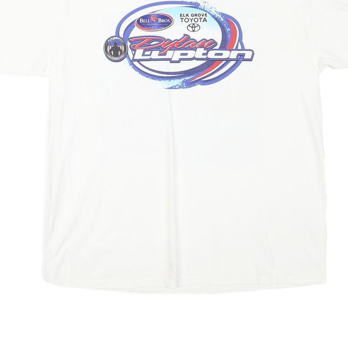 PORT AND COMPANY Mens White Graphic T-Shirt L Short Sleeve Crew Neck Racing Car