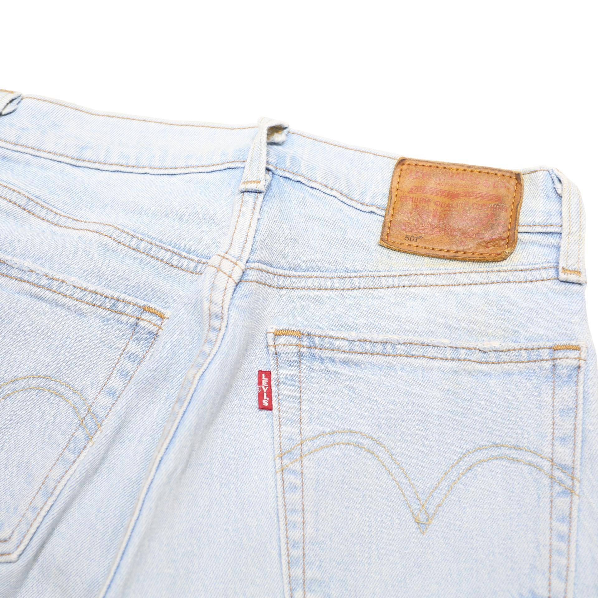 LEVI'S 501 Womens Jeans Light Blue Regular Straight Denim W26 L29 Button Fly