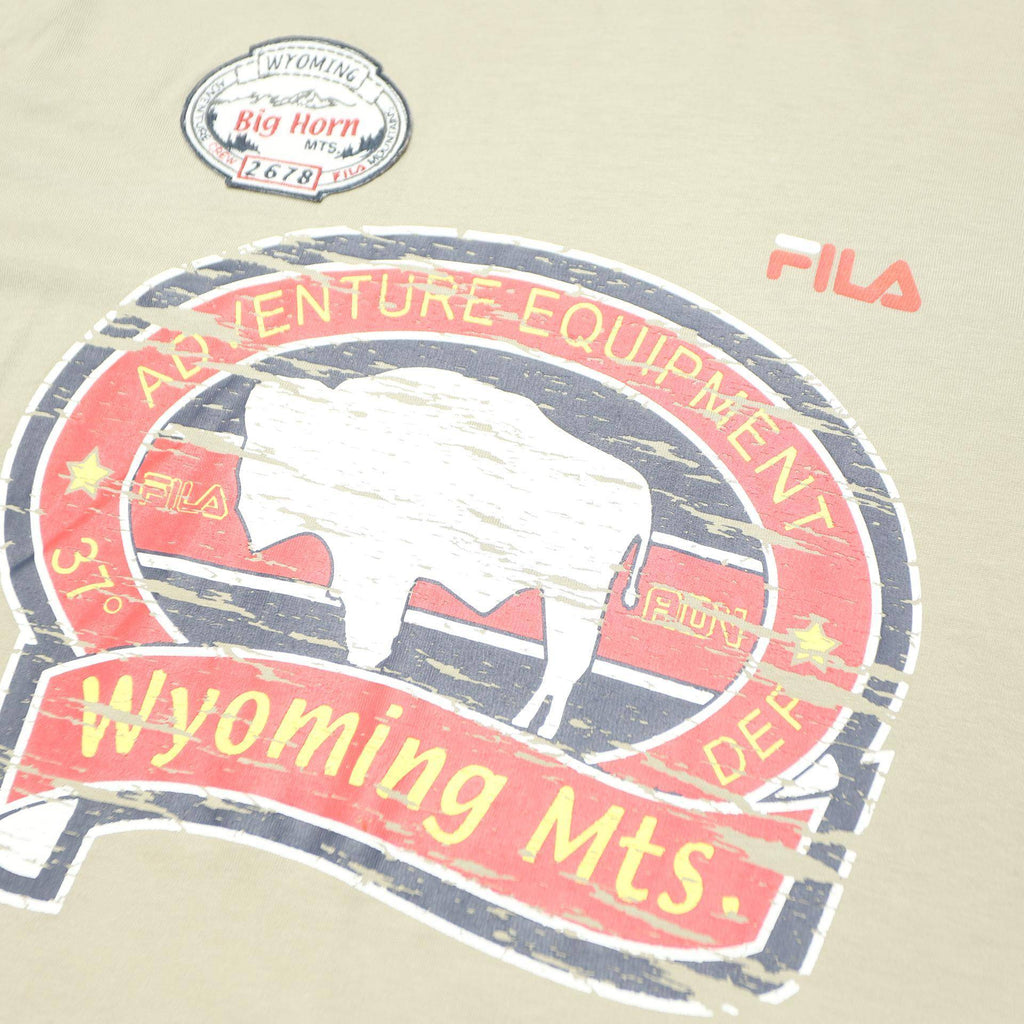 FILA Mens Beige Red Wyoming Mountains Adventure Equipment T-Shirt S Long Sleeve
