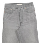 LEVI'S Womens Shorts Grey Denim Casual S W27 Button Fly Straight