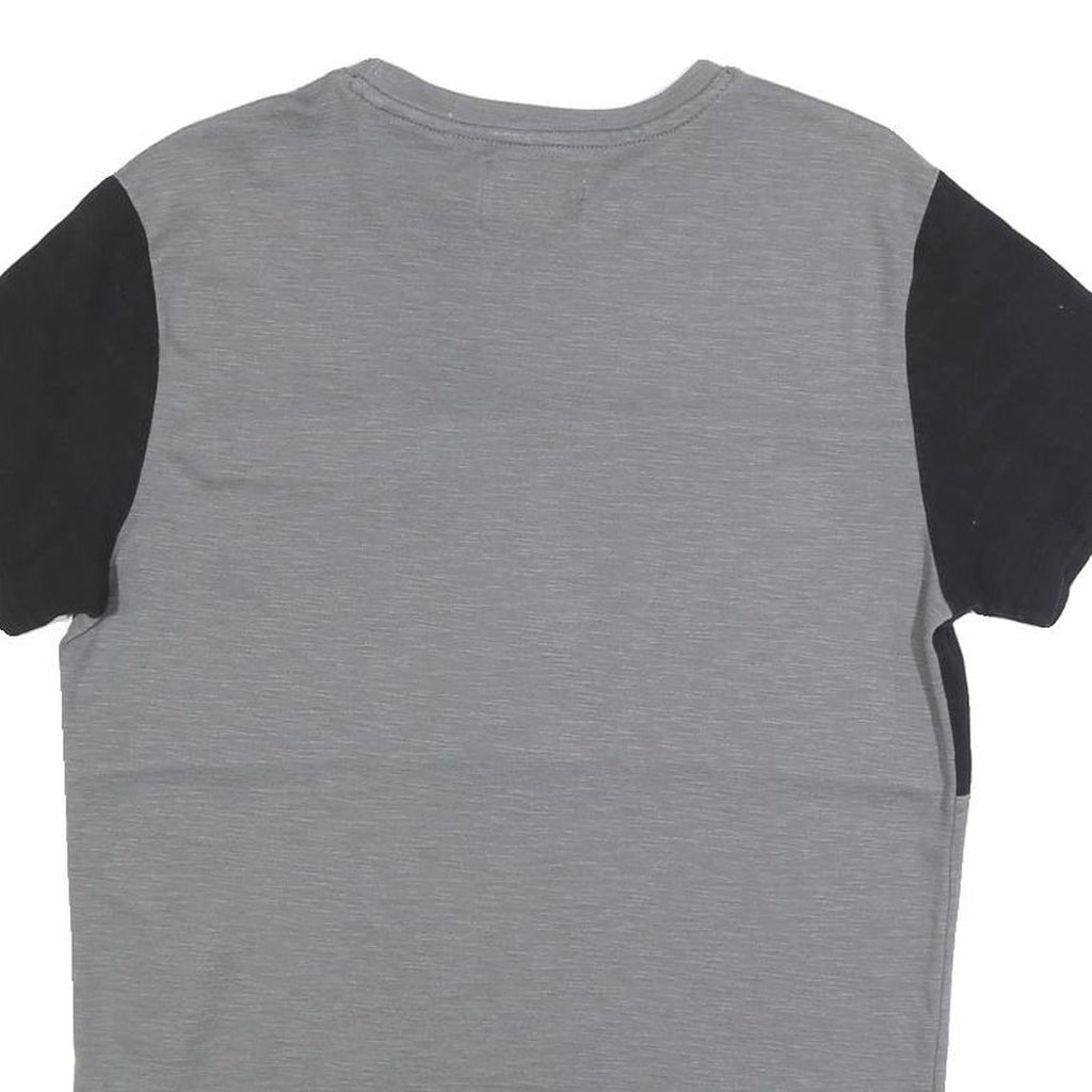 GUESS Mens Grey & Black Modern T-Shirt M Short Sleeve Crew Neck Cotton Blend