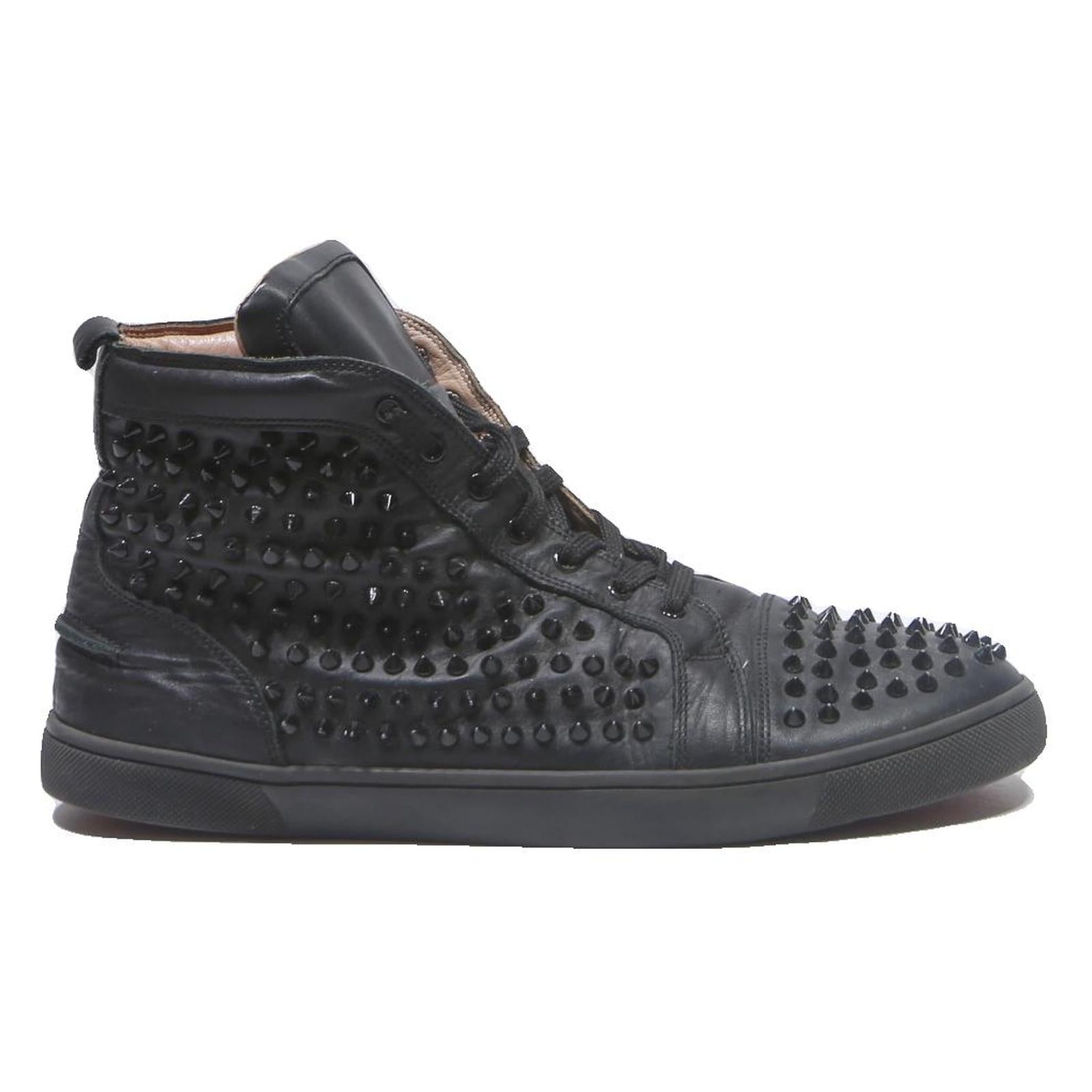 CHRISTIAN LOUBOUTIN Pik Pik Mens Lace-Up Trainers Black Leather UK 9.5 Studded