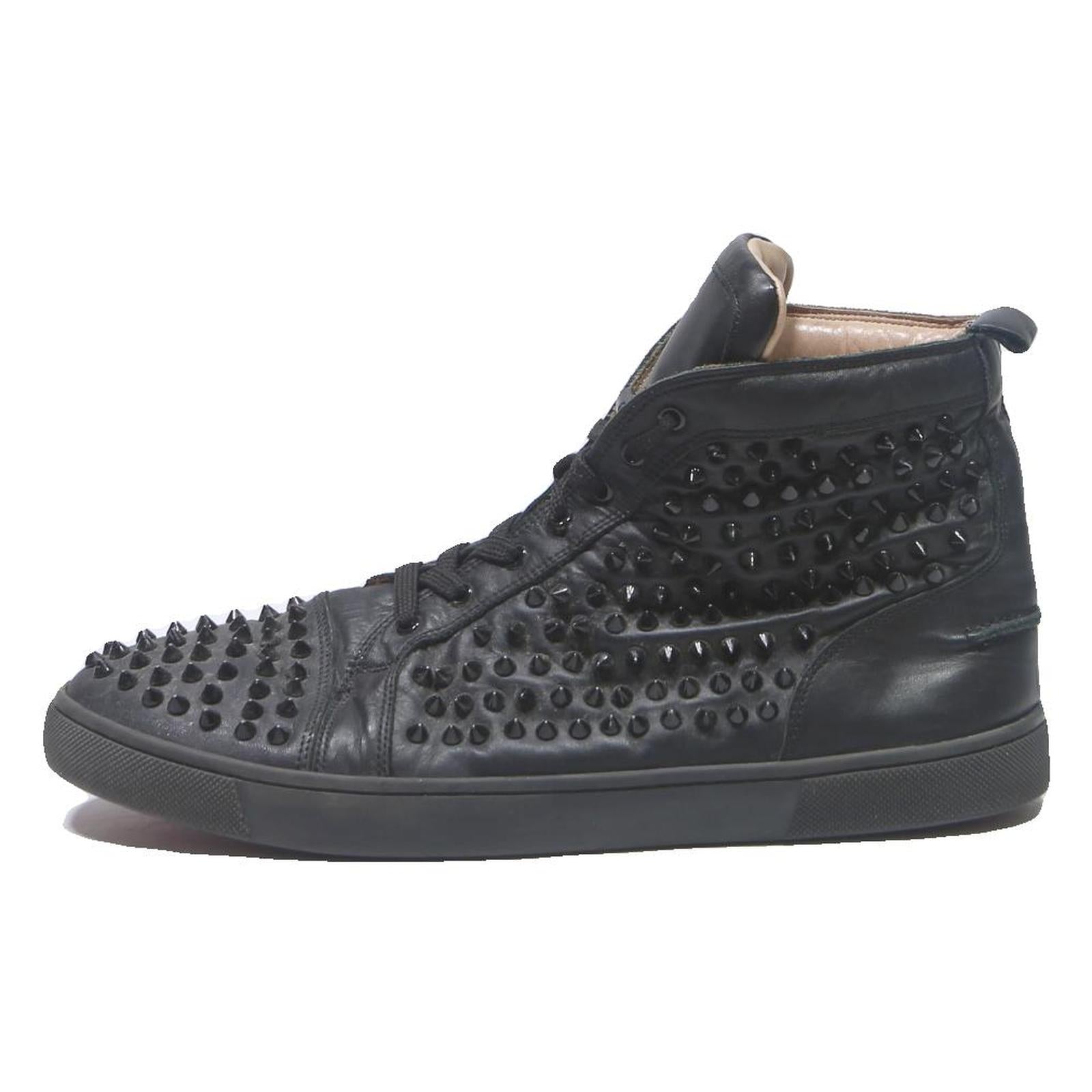 CHRISTIAN LOUBOUTIN Pik Pik Mens Lace-Up Trainers Black Leather UK 9.5 Studded
