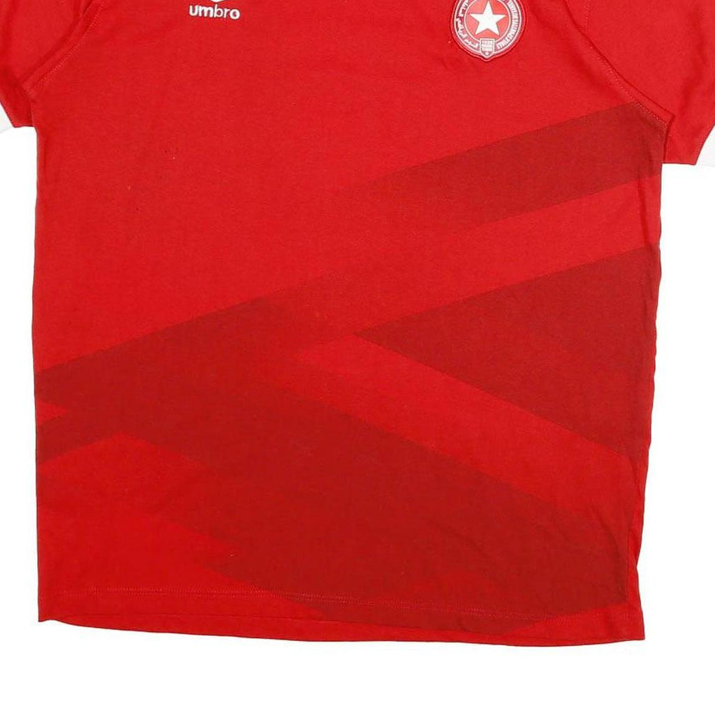 UMBRO Mens Red Football Shirt ESS Badge L Short Sleeve Crew Neck Graphic Print