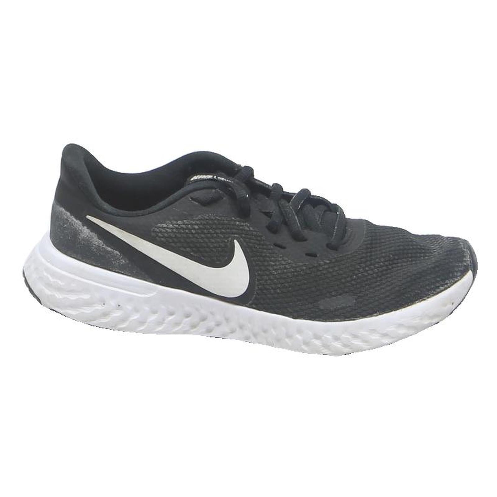 NIKE Womens Running Trainers Black White Synthetic UK 4.5 Lightweight Cushioned