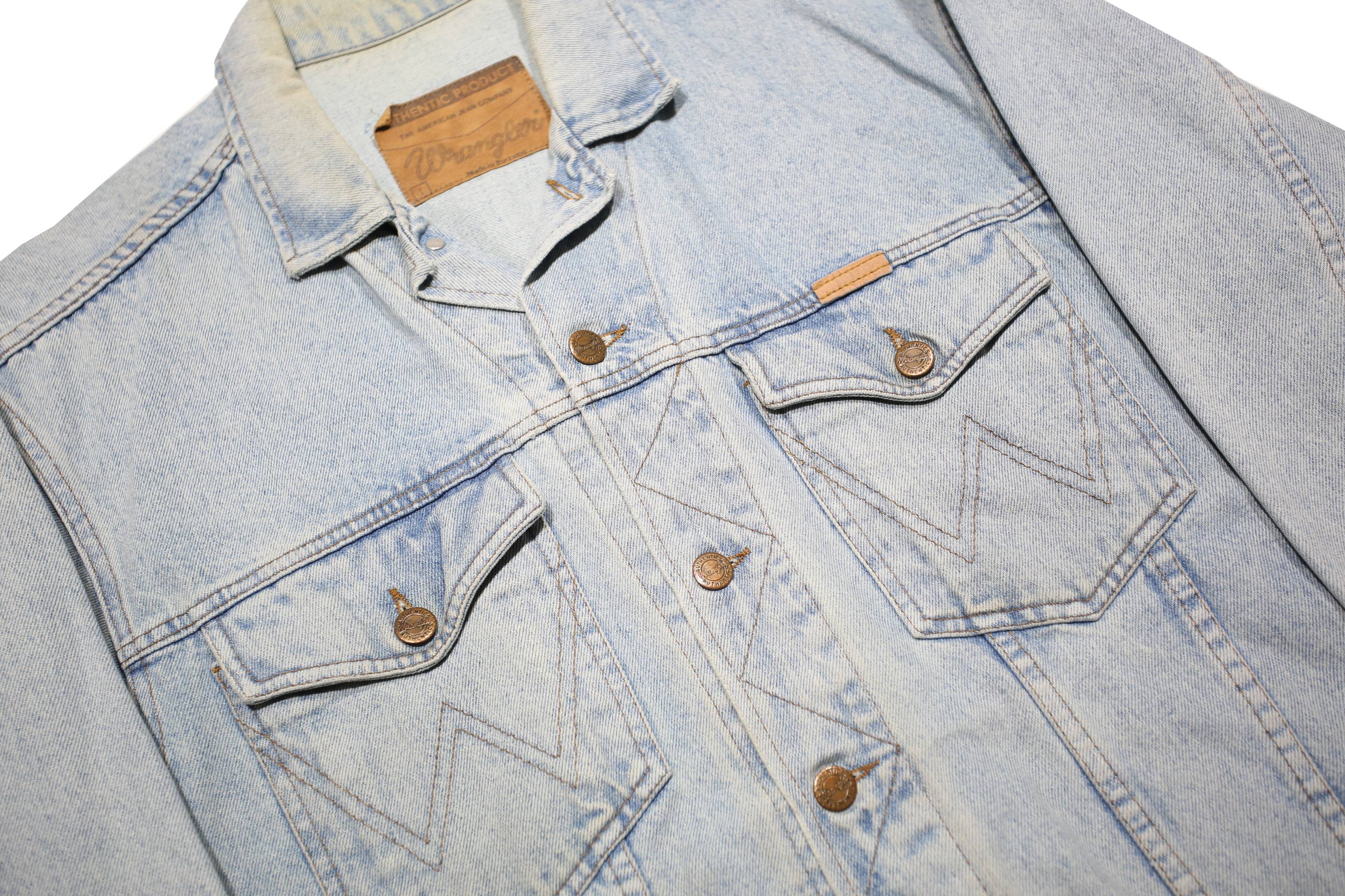 WRANGLER Mens Blue Denim Jacket L Cotton Classic Button Closure Western Style