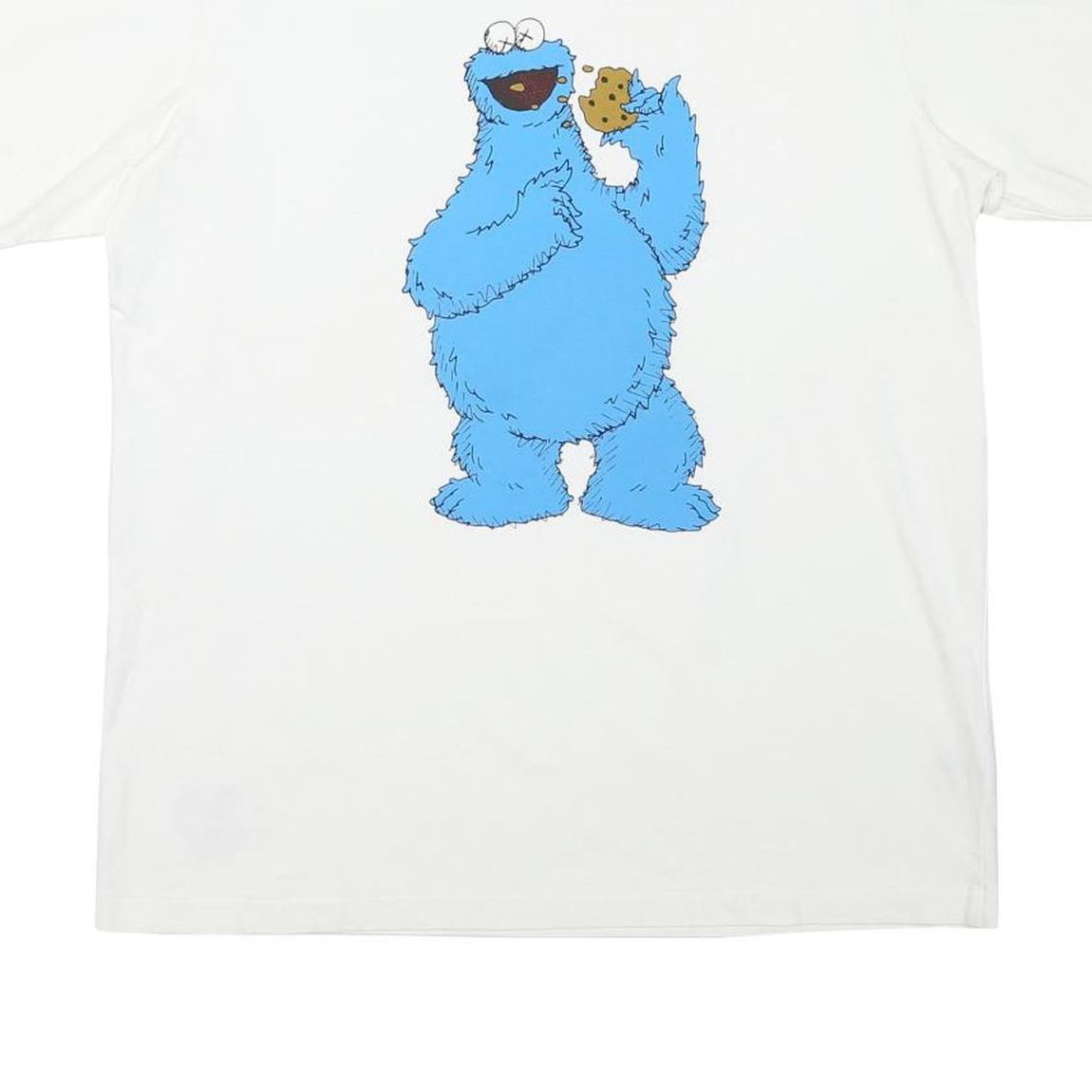 UT Mens White Blue Cookie Monster Graphic T-Shirt L Short Sleeve Crew Neck Fun