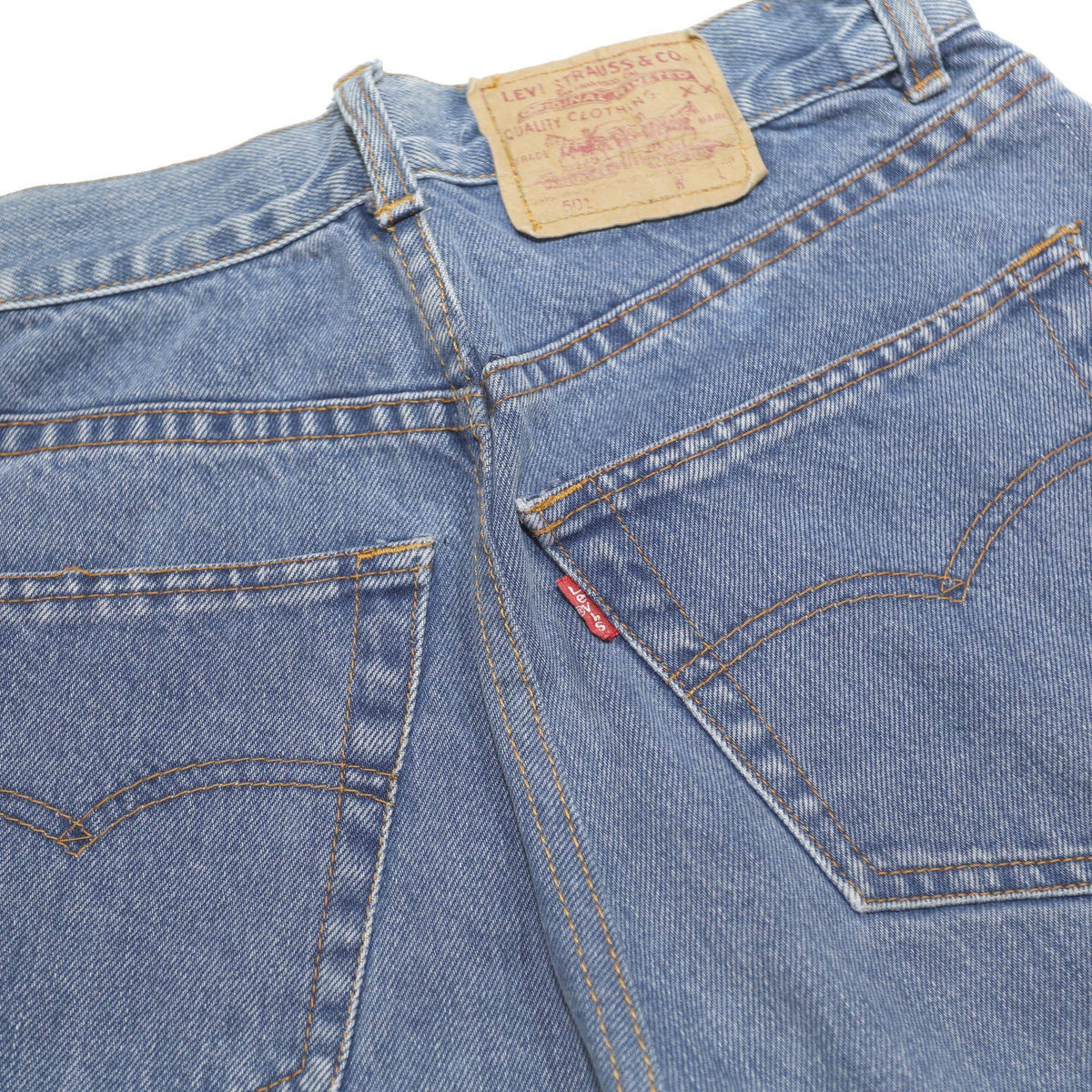 LEVI'S Womens Denim Blue Casual Shorts M W29 Classic Fit Cotton Roll Hem Zip