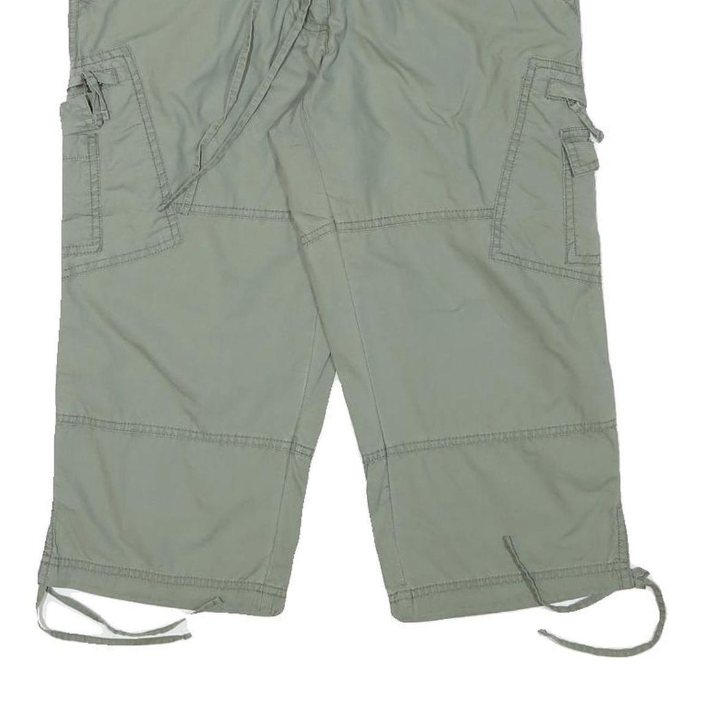 FADED GLORY Womens Shorts Green Casual Cargo L W30 Cotton Blend Relaxed Fit