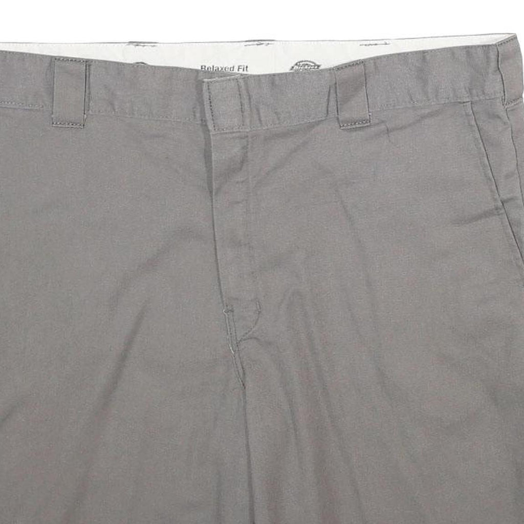 DICKIES Mens Shorts Grey Casual XL W40 Polyester Blend Relaxed Fit