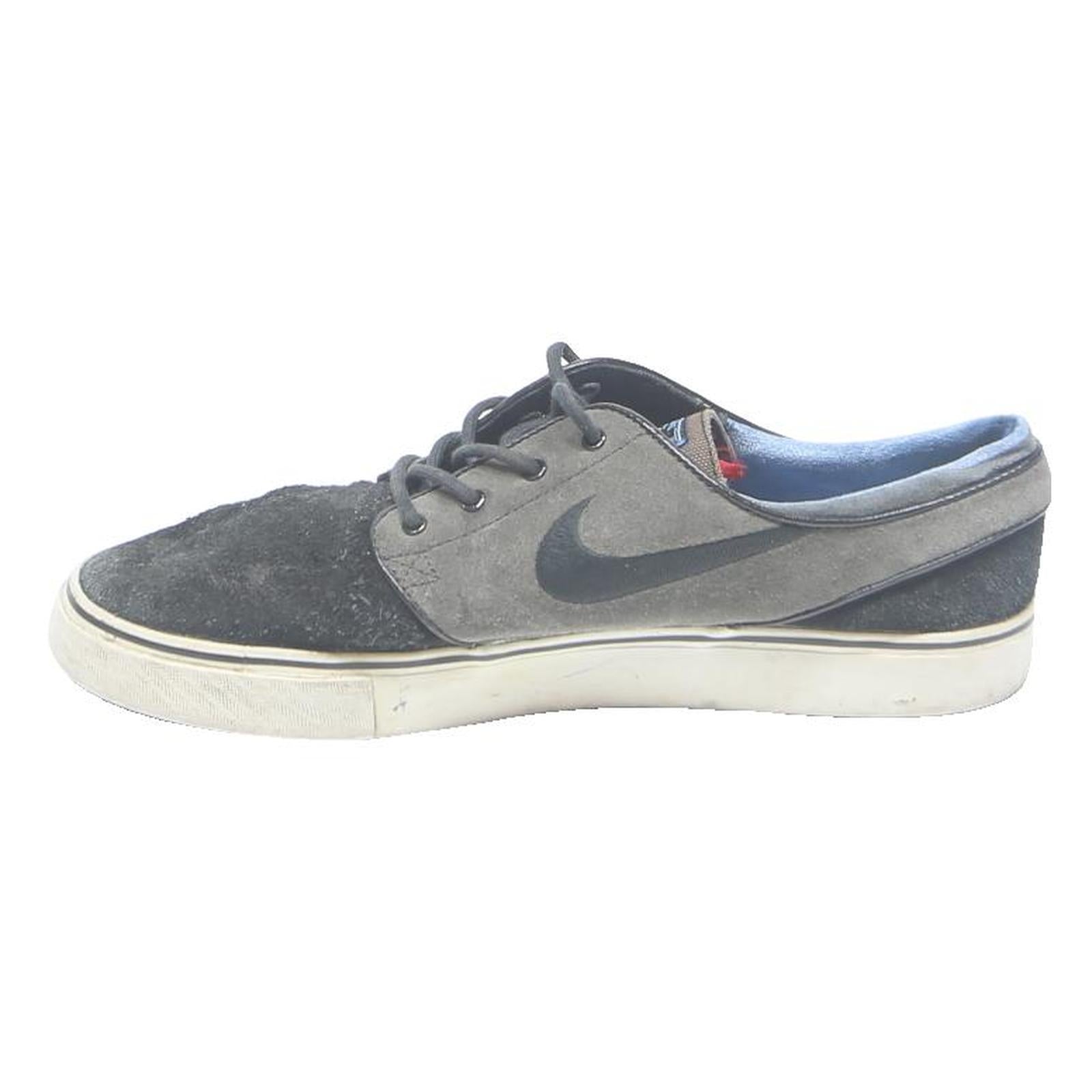NIKE Mens Grey & Black Suede Low Top Trainers UK 7.5 Casual Skate Style