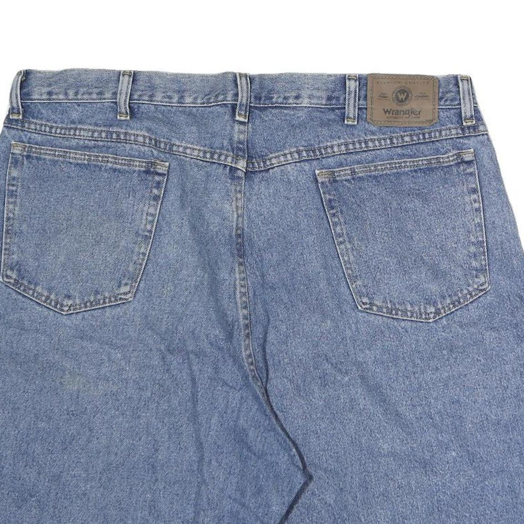 WRANGLER Mens Denim Blue Casual Shorts XL W40 Classic Fit Cotton