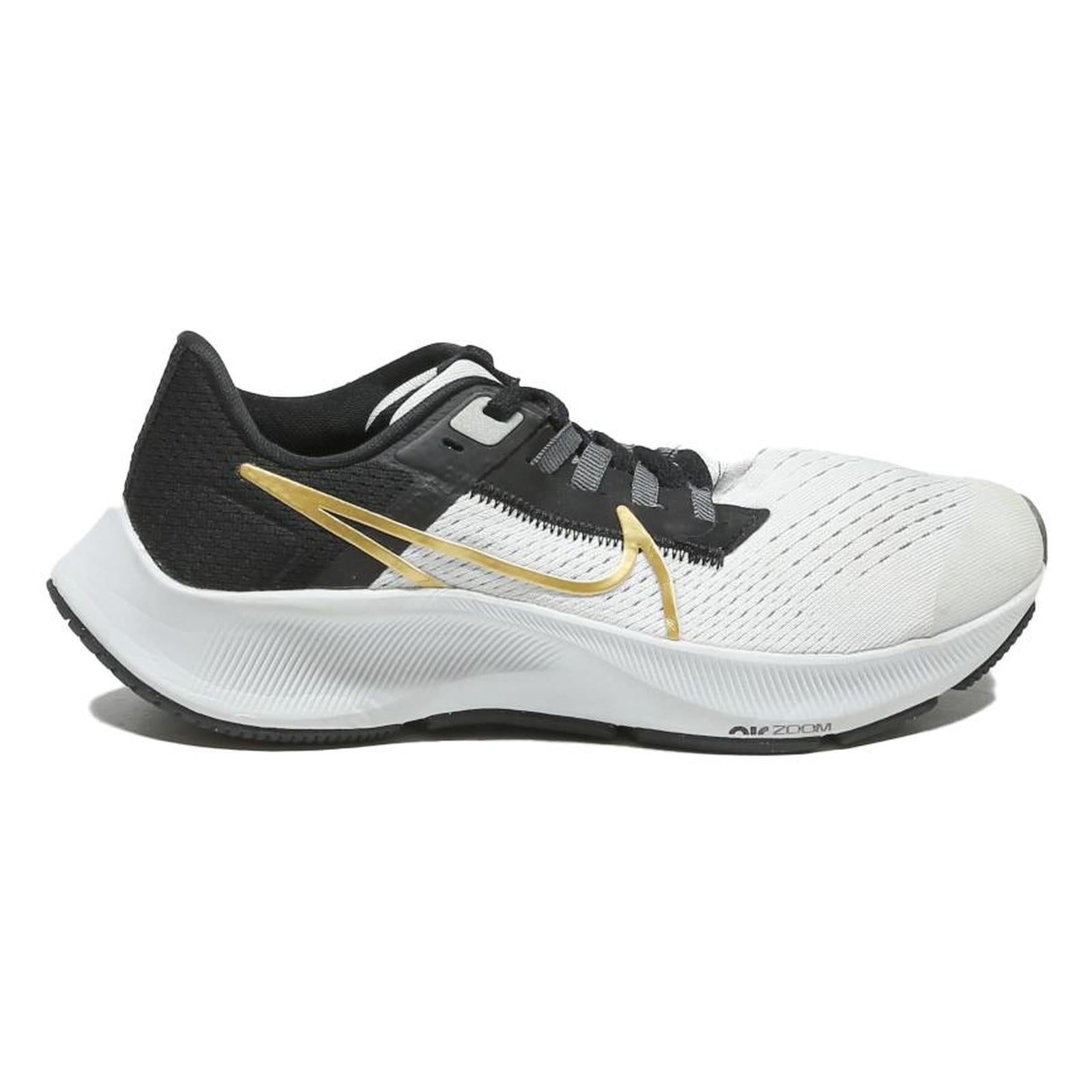 NIKE Zoom Boys Low Top Trainers White & Black Synthetic Microfibre UK 2