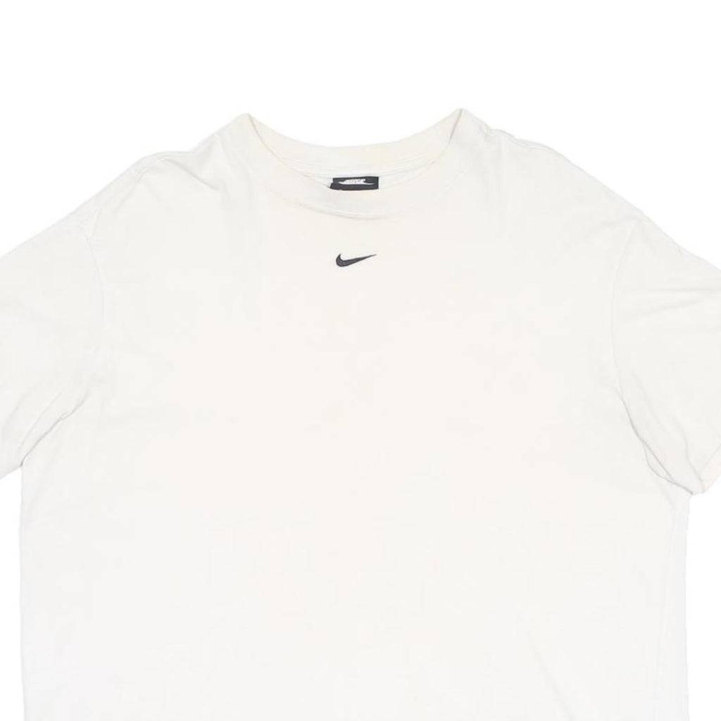 NIKE Mens White T-Shirt M Short Sleeve Crew Neck Minimal Logo Casual Wear