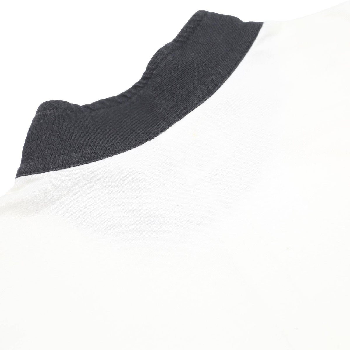 NIKE Boys White Black Green Stripe T-Shirt XL Short Sleeve 1/4 Zip Sportswear