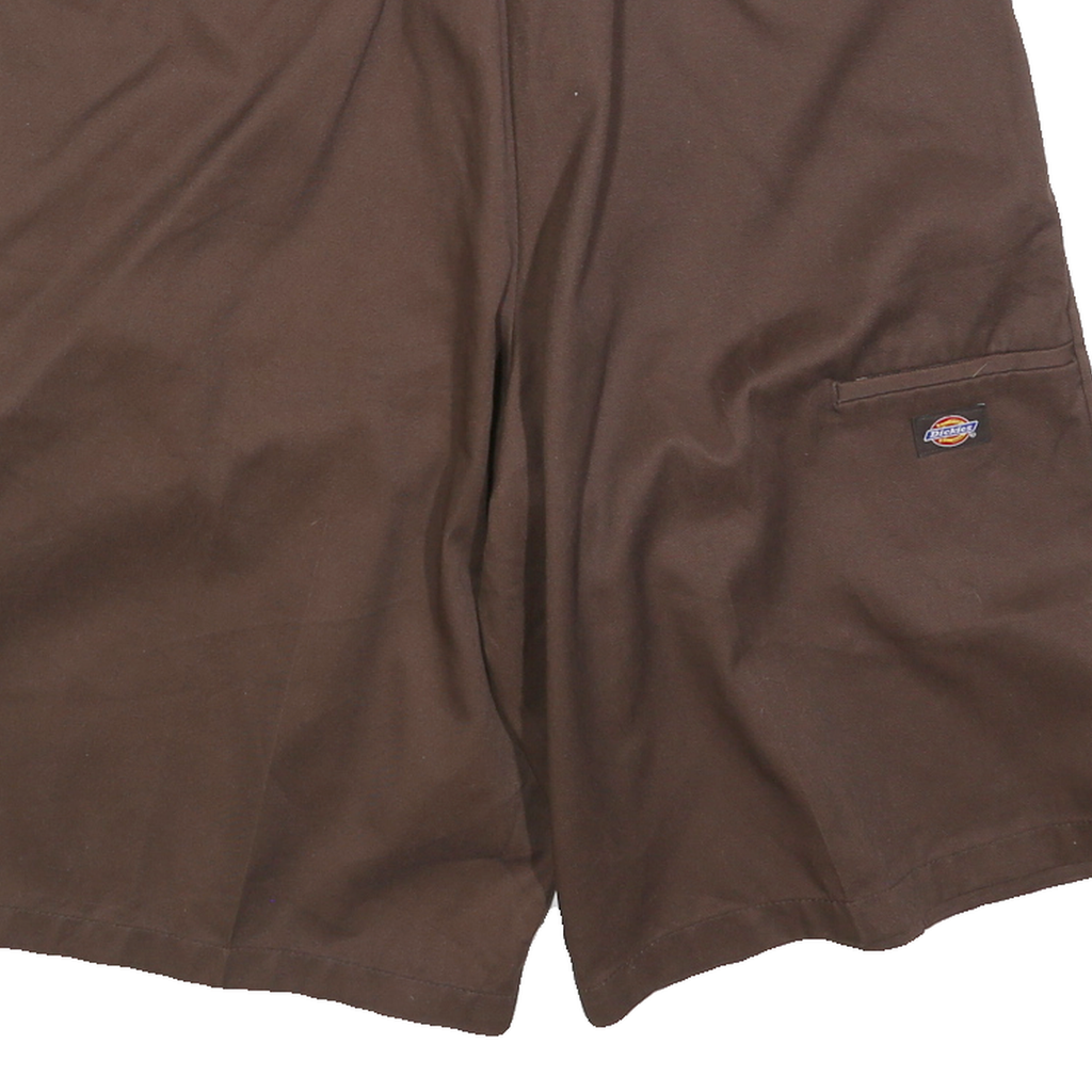 DICKIES Mens Shorts Brown Casual XL W38 Workwear Comfort Fit