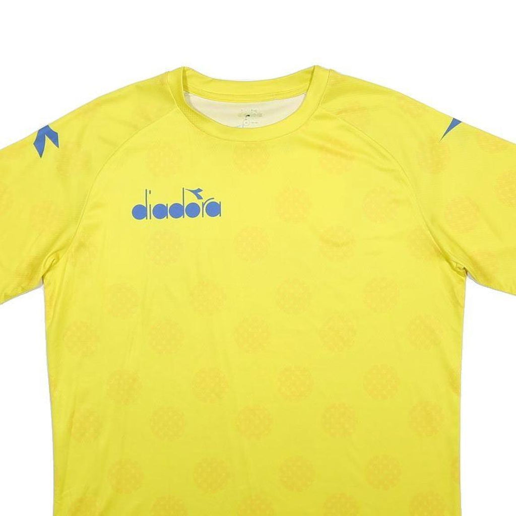DIADORA Mens Yellow Graphic T-Shirt XL Short Sleeve Crew Neck Sports Casual