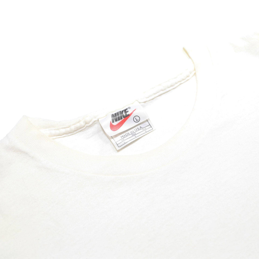 NIKE Mens White & Navy Logo T-Shirt L Short Sleeve Crew Neck Casual Cotton