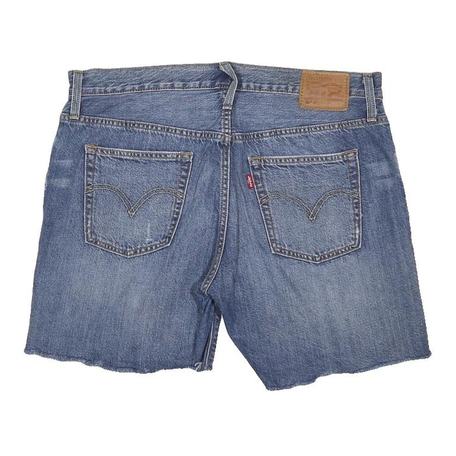 LEVI'S Womens Denim Blue Casual Shorts L W34 Distressed Style