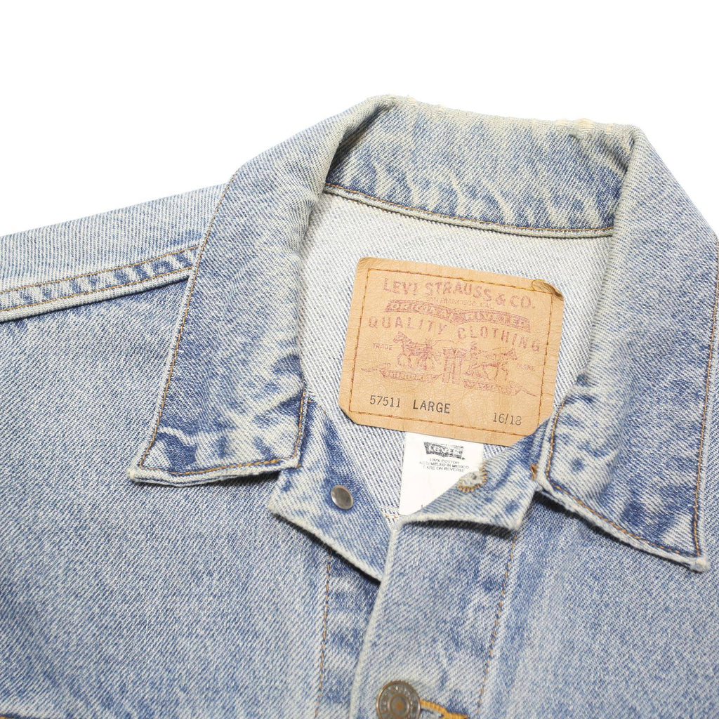 LEVI'S Womens Blue Denim Jacket L Cotton Blend Classic Button Closure Vintage