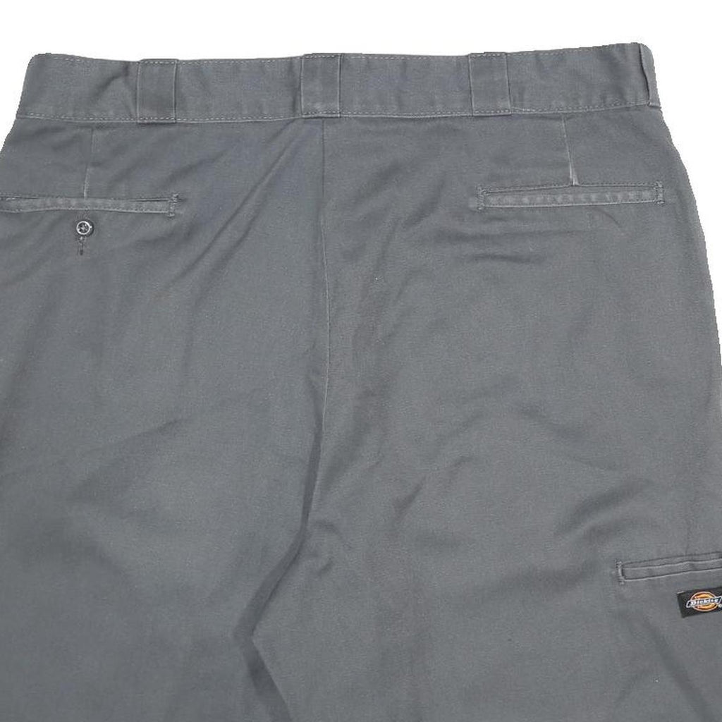 DICKIES Mens Shorts Grey Casual XL W40 Polyester Blend Workwear