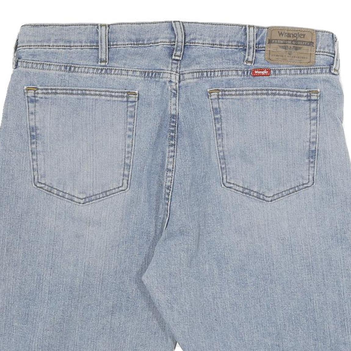 WRANGLER Mens Denim Blue Casual Shorts 2XL W35 Classic Fit Cotton Blend