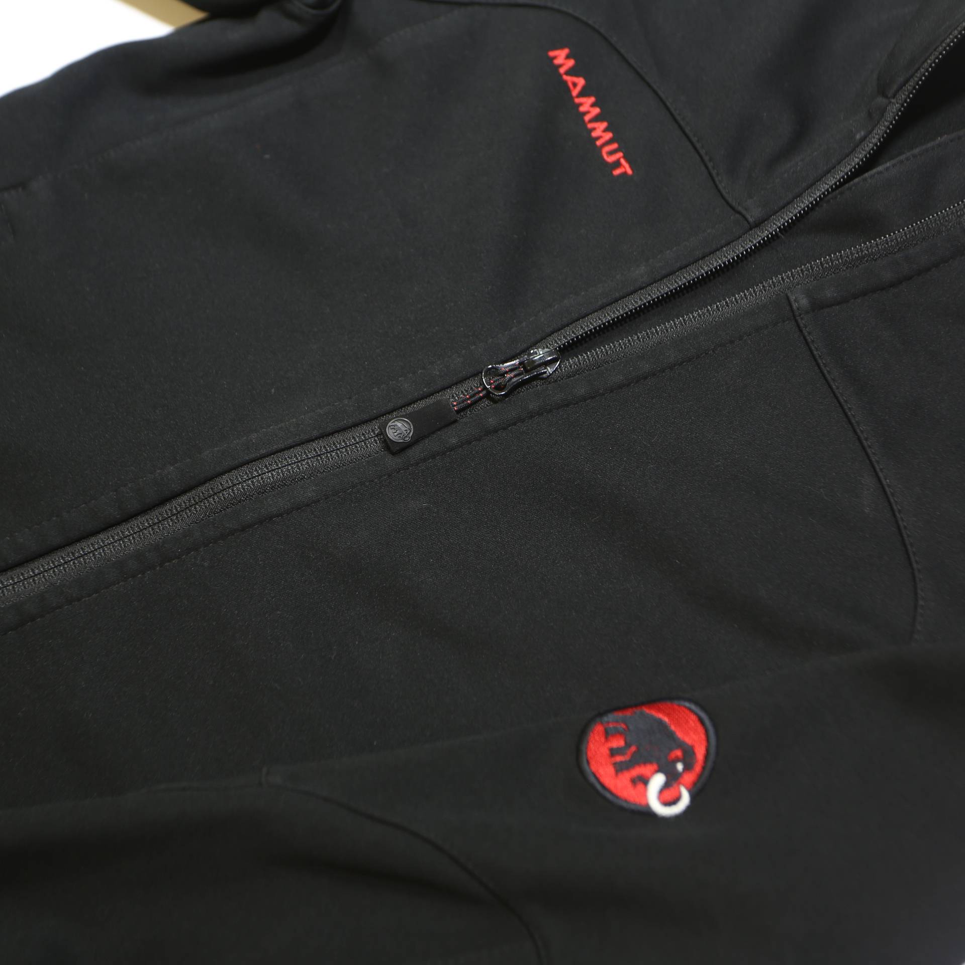 MAMMUT Womens Black Polyester Blend Jacket S Activewear Zip Outdoor Lightweight