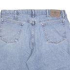 WRANGLER Mens Denim Blue Casual Shorts XL W38 Light Wash Classic Fit