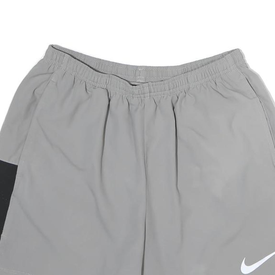 NIKE Mens Shorts Grey & Black Casual M W26 Polyester Sportswear