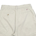 TOMMY HILFIGER Womens Shorts Beige Casual S W28 Cotton Blend Classic Fit