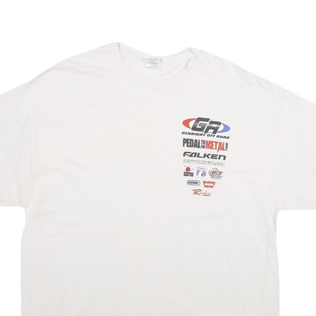 GILDAN Mens White Pedal To The Metal Graphic T-Shirt XL Short Sleeve Crew Neck