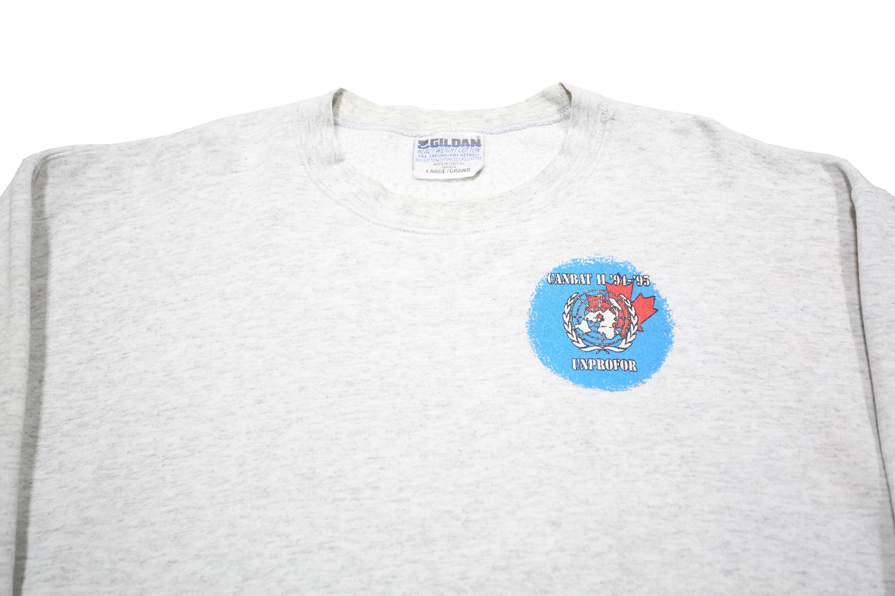 GILDAN Mens White Sweatshirt Combat Bosnia 94-95 Crew Neck L Military Graphic