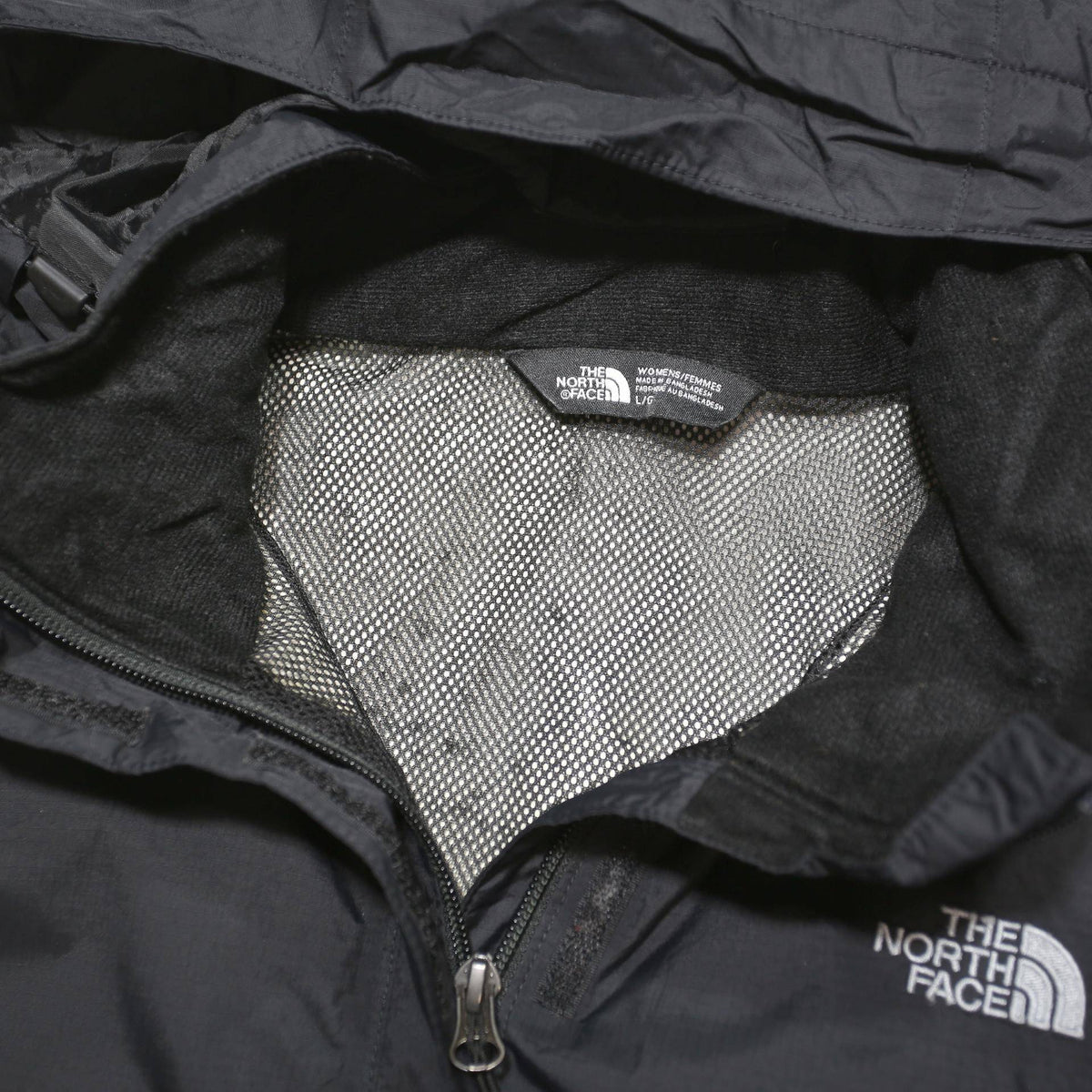 THE NORTH FACE Womens Black Outdoor Jacket L Polyester Blend Zip Hooded Plain