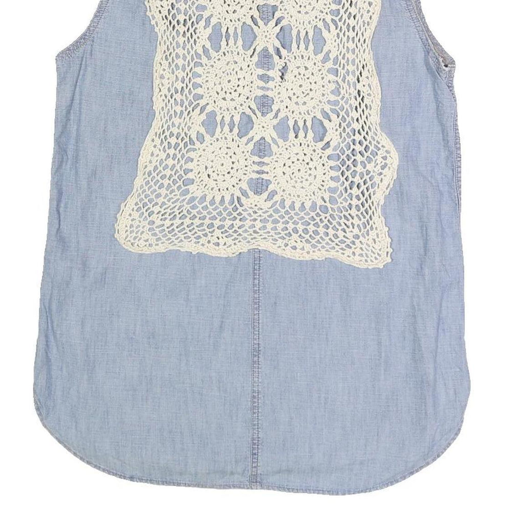LEVI'S Womens Blue Sleeveless Shirt Button Neck Cotton Blend M Crochet Back