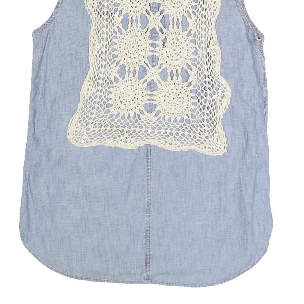 LEVI'S Womens Blue Sleeveless Shirt Button Neck Cotton Blend M Crochet Back