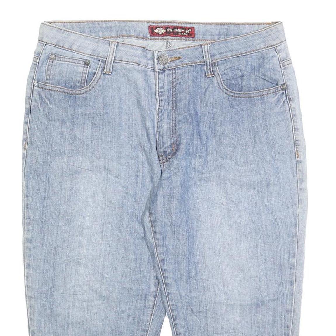 NEW FAME LEO Mens Light Blue Denim Casual Shorts L W34 Star Embroidery